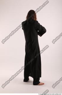 06 2019 01 JAKUB PRAYING POSE